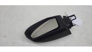 Begagnade Skärmspegel, vänster Mercedes A (W169) 1.5 A-150 5-Drs. Pris € 40,00 Marginaltabell erbjuds av Autorec. Gebr. Prins b.v.