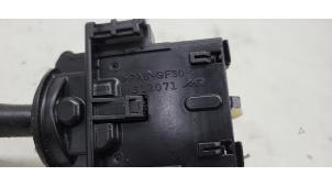 Begagnade Indikatorbrytare Nissan Pixo (D31S) 1.0 12V Pris € 25,00 Marginaltabell erbjuds av Autorec. Gebr. Prins b.v.