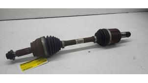 Gebruikte Aandrijfas links-voor Kia Niro I (DE) 1.6 GDI Hybrid Prijs € 125,00 Margeregeling aangeboden door Autorec. Gebr. Prins b.v.