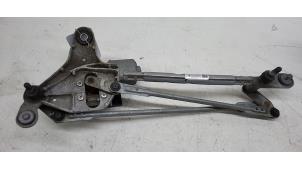 Gebruikte Ruitenwismotor + Mechaniek Tesla Model 3 Standard RWD Plus 60 kWh Prijs € 75,00 Margeregeling aangeboden door Autorec. Gebr. Prins b.v.