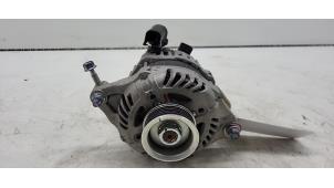 Gebruikte Dynamo Mitsubishi Space Star (A0) 1.2 12V Prijs € 60,00 Margeregeling aangeboden door Autorec. Gebr. Prins b.v.