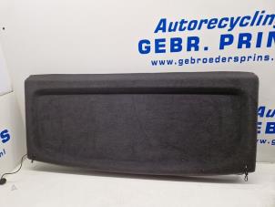 Gebruikte Hoedenplank Volkswagen Polo V (6R) 1.2 12V BlueMotion Technology Prijs € 75,00 Margeregeling aangeboden door Autorec. Gebr. Prins b.v.