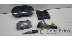 Begagnade Tändningslås + dator Volkswagen Polo V (6R) 1.2 12V BlueMotion Technology Pris € 125,00 Marginaltabell erbjuds av Autorec. Gebr. Prins b.v.