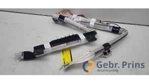 Begagnade Takgardinairbag, vänster Volkswagen Polo VI (AW1) 1.0 TSI 12V Pris € 175,00 Marginaltabell erbjuds av Autorec. Gebr. Prins b.v.