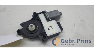 Gebruikte Raammotor Portier Volkswagen Polo VI (AW1) 1.0 TSI 12V Prijs € 25,00 Margeregeling aangeboden door Autorec. Gebr. Prins b.v.