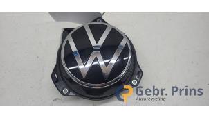 Begagnade Backkamera Volkswagen Polo VI (AW1) 1.0 TSI 12V Pris € 225,00 Marginaltabell erbjuds av Autorec. Gebr. Prins b.v.