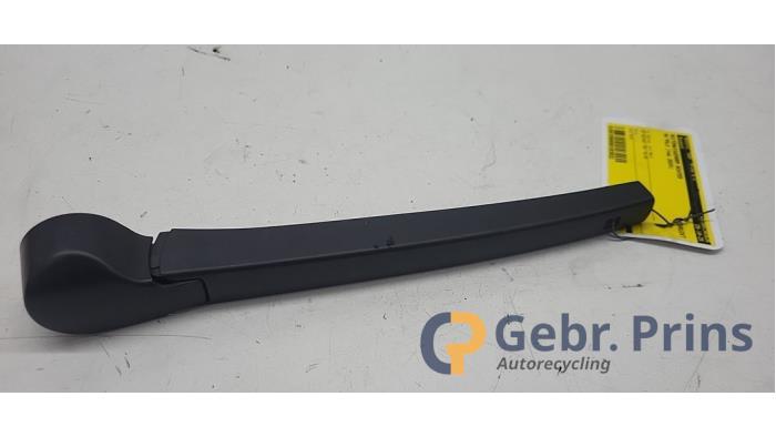 Bakre torkararm från en Volkswagen Polo VI (AW1) 1.0 TSI 12V 2024
