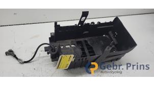 Gebruikte Accubak Chevrolet Cruze (305) 1.8 16V VVT Prijs € 20,00 Margeregeling aangeboden door Autorec. Gebr. Prins b.v.