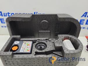 Begagnade Däckreparationssats Ford Focus 4 Wagon 1.0 Ti-VCT EcoBoost 12V 100 Pris € 50,00 Marginaltabell erbjuds av Autorec. Gebr. Prins b.v.