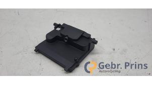 Begagnade Framåtriktad kamera Ford Focus 4 Wagon 1.0 Ti-VCT EcoBoost 12V 100 Pris € 100,00 Marginaltabell erbjuds av Autorec. Gebr. Prins b.v.