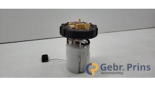 Begagnade Elektrisk bränslepump Ford Focus 4 Wagon 1.0 Ti-VCT EcoBoost 12V 100 Pris € 50,00 Marginaltabell erbjuds av Autorec. Gebr. Prins b.v.