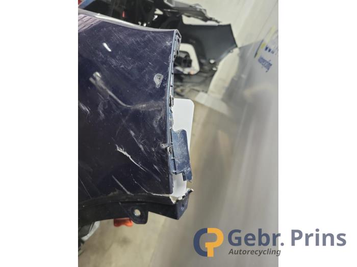 Främre stötfångare från en Renault Captur (2R) 1.2 TCE 16V EDC 2018