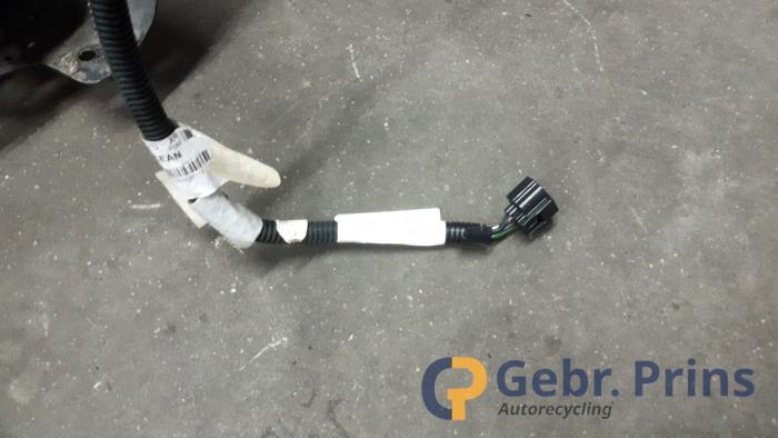 Bakre stötfångare från en Renault Captur (2R) 1.2 TCE 16V EDC 2018