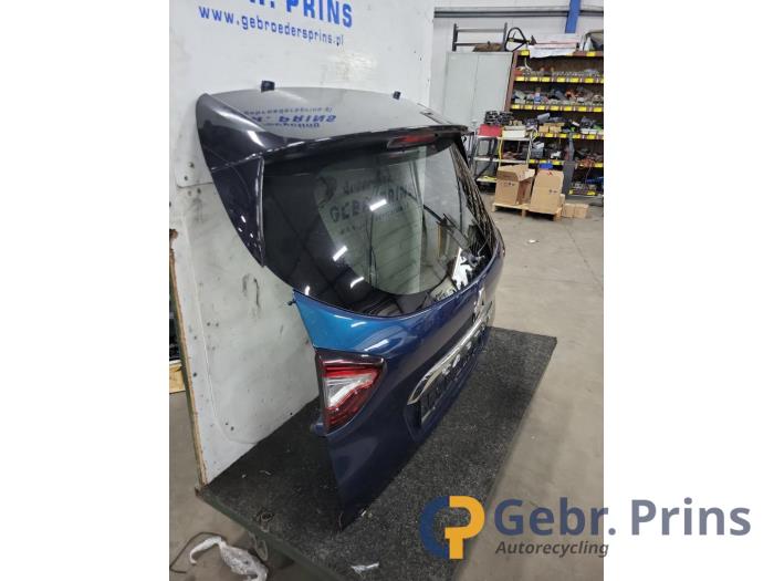 Baklucka från en Renault Captur (2R) 1.2 TCE 16V EDC 2018