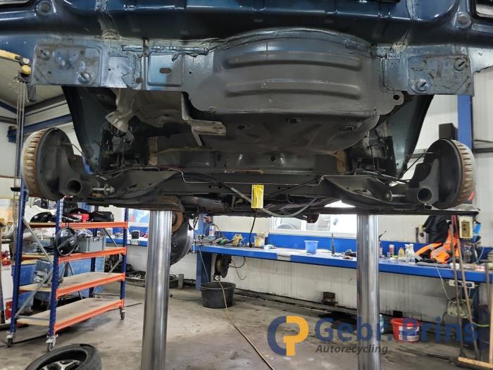 Bakre drivaxel från en Renault Captur (2R) 1.2 TCE 16V EDC 2018