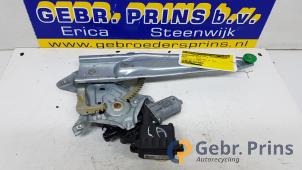 Gebruikte Ruitmechaniek 4Deurs links-achter Toyota Auris (E15) 1.8 16V HSD Full Hybrid Prijs € 25,00 Margeregeling aangeboden door Autorec. Gebr. Prins b.v.