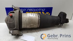 Gebruikte Schokdemper links-achter Audi Q7 Prijs € 150,00 Margeregeling aangeboden door Autorec. Gebr. Prins b.v.