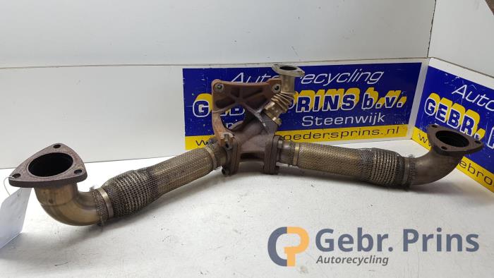 Uitlaat Tussenpijp van een Audi A4 (B8) 3.0 TDI V6 24V Quattro 2009