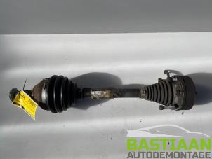 Gebruikte Aandrijfas links-voor Volkswagen Polo V (6R) 1.2 TDI 12V BlueMotion Prijs € 39,99 Margeregeling aangeboden door Bastiaan Autodemontage