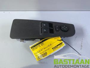 Gebruikte Combischakelaar ramen Fiat Punto Evo (199) 1.3 JTD Multijet 85 16V Euro 5 Prijs € 29,99 Margeregeling aangeboden door Bastiaan Autodemontage