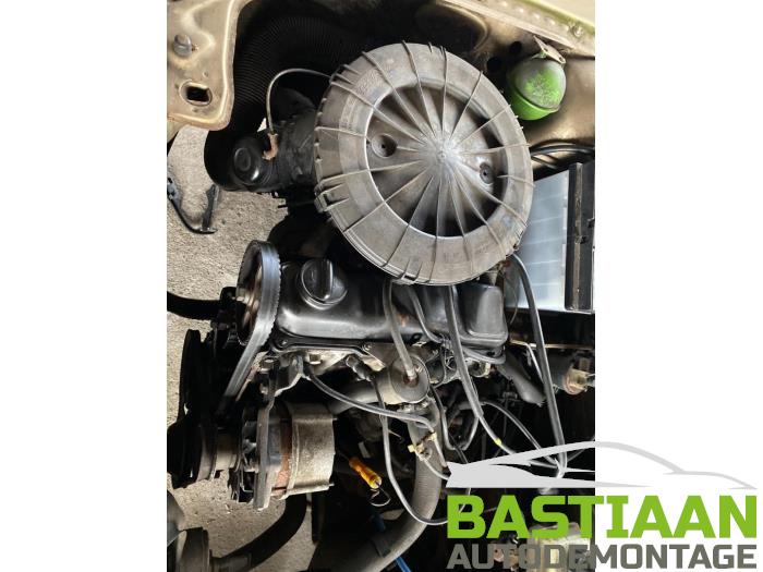 Motor från en Audi 80 (B2) 1.6 CC 1985