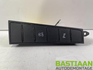 Gebruikte Schakelaar (diversen) Volkswagen Passat Variant (365) 1.6 TDI 16V Bluemotion Prijs € 18,00 Margeregeling aangeboden door Bastiaan Autodemontage