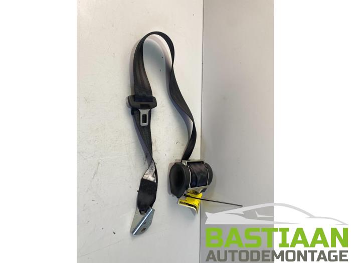 Bakre säkerhetsbälte, höger från en Volkswagen Golf VI (5K1) 1.4 16V 2011