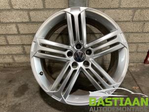 Begagnade Hjul Volkswagen Golf VI (5K1) 2.0 GTI 16V Pris € 370,00 Marginaltabell erbjuds av Bastiaan Autodemontage