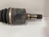 Drivaxel, vänster fram från en Chevrolet Captiva (C100) 2.4 16V 4x2 2007