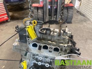 Gebruikte Cilinderkop Volkswagen Up! (121) 1.0 12V 75 Prijs € 149,99 Margeregeling aangeboden door Bastiaan Autodemontage