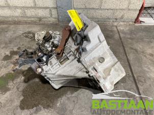 Używane Skrzynia biegów Citroen C1 1.0 Vti 68 12V Cena € 380,00 Procedura marży oferowane przez Bastiaan Autodemontage