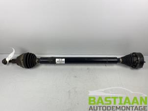 Begagnade Drivaxel, höger fram Skoda Octavia Combi (1Z5) 1.4 TSI 16V Pris € 29,99 Marginaltabell erbjuds av Bastiaan Autodemontage