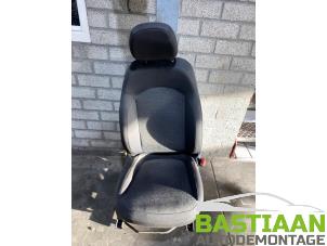 Begagnade Säte, höger Opel Adam 1.4 Pris € 74,99 Marginaltabell erbjuds av Bastiaan Autodemontage