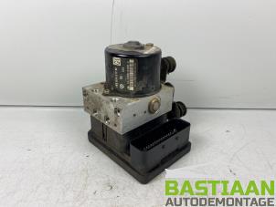 Begagnade ABS-pump Volkswagen Golf Plus (5M1/1KP) 1.6 Pris € 67,00 Marginaltabell erbjuds av Bastiaan Autodemontage