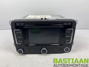 Begagnade Navigeringssystem Volkswagen Touran (1T3) 1.2 TSI Pris € 249,99 Marginaltabell erbjuds av Bastiaan Autodemontage