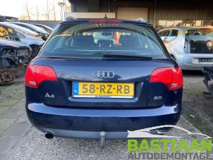 Begagnade Bakre stötfångare Audi A4 Avant (B7) 2.0 20V Pris € 174,99 Marginaltabell erbjuds av Bastiaan Autodemontage
