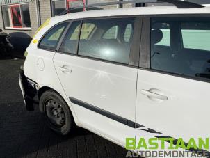 Gebruikte Portier 4Deurs rechts-achter Skoda Fabia II Combi 1.2 TSI Prijs € 124,99 Margeregeling aangeboden door Bastiaan Autodemontage