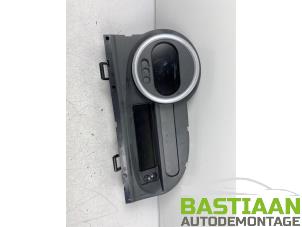 Begagnade Instrumentpanel Renault Twingo II (CN) 1.2 16V Pris € 62,99 Marginaltabell erbjuds av Bastiaan Autodemontage