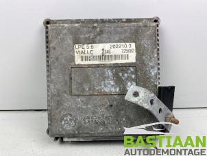 Begagnade Gasolmodul Renault Scénic I (JA) 1.6 16V Pris € 99,99 Marginaltabell erbjuds av Bastiaan Autodemontage