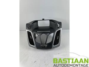 Begagnade Luftmunstycke, instrumentbräda Ford Focus 3 Wagon 1.6 TDCi 115 Pris € 29,99 Marginaltabell erbjuds av Bastiaan Autodemontage