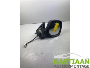 Używane Lusterko zewnetrzne prawe Peugeot Partner 1.6 HDI 75 Cena € 29,70 Procedura marży oferowane przez Bastiaan Autodemontage