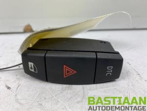 Begagnade Nödbelysningsbrytare BMW 1 serie (E87/87N) 116i 2.0 16V Pris € 4,99 Marginaltabell erbjuds av Bastiaan Autodemontage