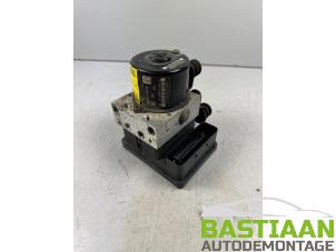 Begagnade ABS-pump Volkswagen Touran (1T1/T2) 1.6 FSI 16V Pris € 47,00 Marginaltabell erbjuds av Bastiaan Autodemontage