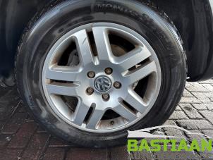 Begagnade Sporthjulsuppsättning + däck Volkswagen Touareg (7LA/7L6) 3.2 V6 24V Pris € 299,99 Marginaltabell erbjuds av Bastiaan Autodemontage