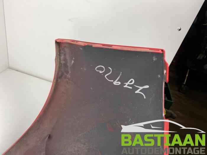 Bakre stötfångare från en Renault Clio III (BR/CR) 1.2 16V 75