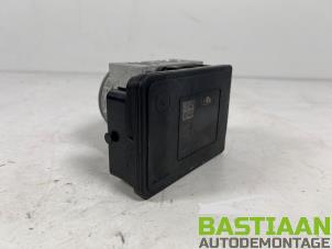 Begagnade ABS-pump Peugeot 208 I (CA/CC/CK/CL) 1.2 Vti 12V PureTech 82 Pris € 90,00 Marginaltabell erbjuds av Bastiaan Autodemontage