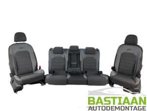 Gebruikte Bekleding Set (compleet) Volkswagen Golf VII (AUA) 2.0 TDI 150 16V Prijs € 999,99 Margeregeling aangeboden door Bastiaan Autodemontage
