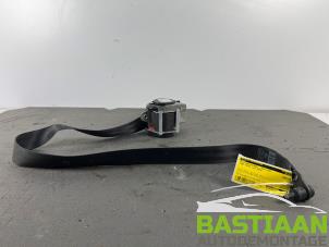 Begagnade Främre säkerhetsbälte, vänster Ford Focus 3 Wagon 1.0 Ti-VCT EcoBoost 12V 100 Pris € 124,99 Marginaltabell erbjuds av Bastiaan Autodemontage