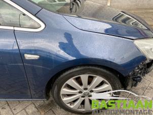 Begagnade Framskärm, höger Opel Astra J (PC6/PD6/PE6/PF6) 1.4 Turbo 16V Pris € 75,00 Marginaltabell erbjuds av Bastiaan Autodemontage