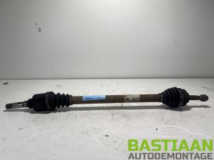 Gebruikte Homokineetas rechts-voor Peugeot 208 I (CA/CC/CK/CL) 1.4 HDi Prijs € 49,90 Margeregeling aangeboden door Bastiaan Autodemontage